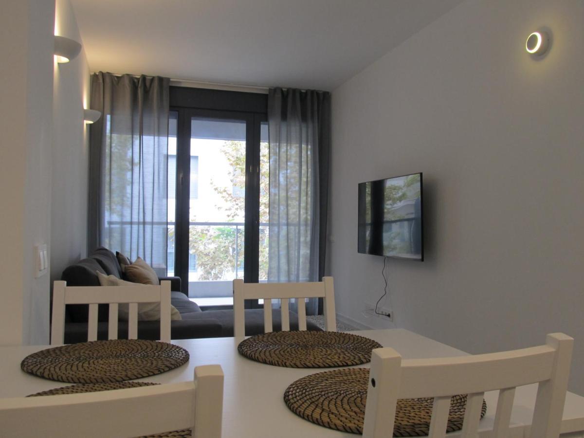 Family Apartment Vilanova i la Geltru Bagian luar foto